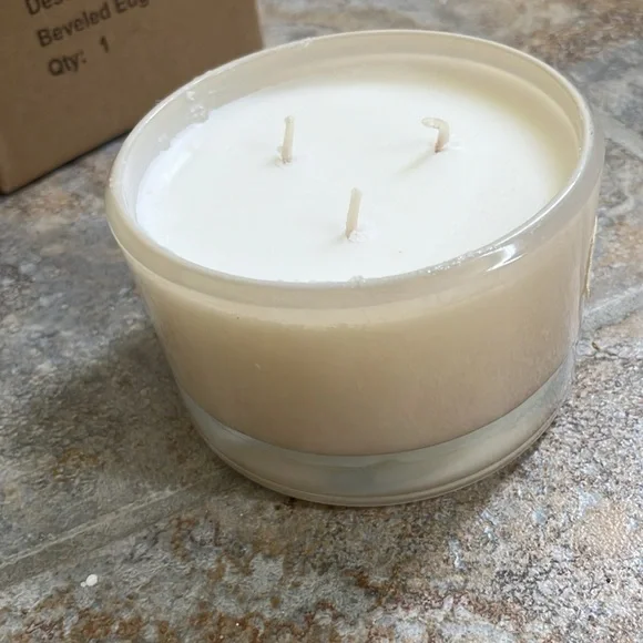 Anthropologie Days Last Light Floral Lavender Cashmere Boxed Candle NIB - Picture 8 of 16